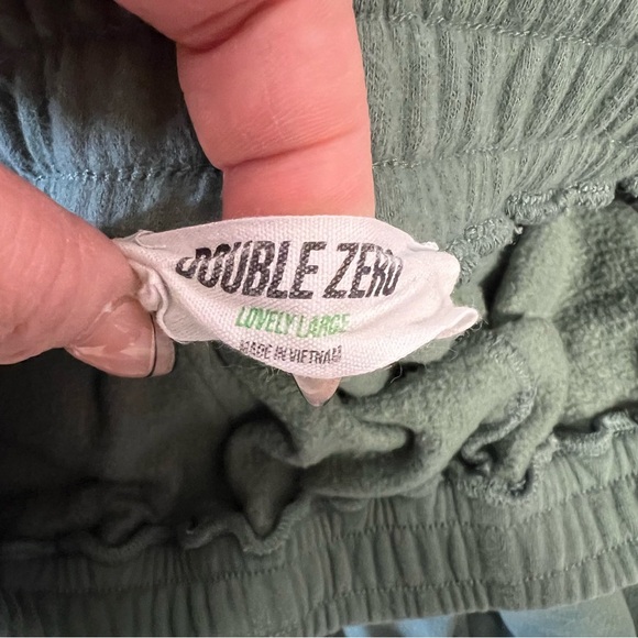 Double Zero Boutique Green Cargo Sweatpants SZ LG - Picture 4 of 5